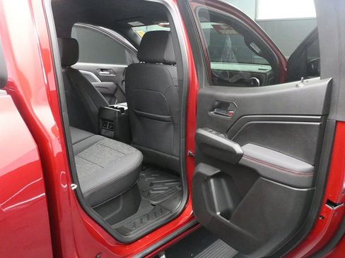 Used 2024 Chevrolet Colorado Z71 w/ Z71 Convenience Package 2 image 21