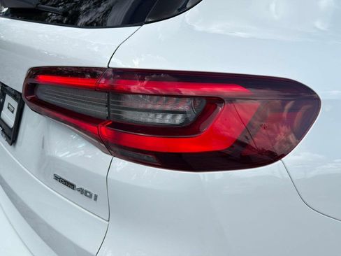 Used 2023 BMW X5 sDrive40i w/ M Sport Package RWD image 15