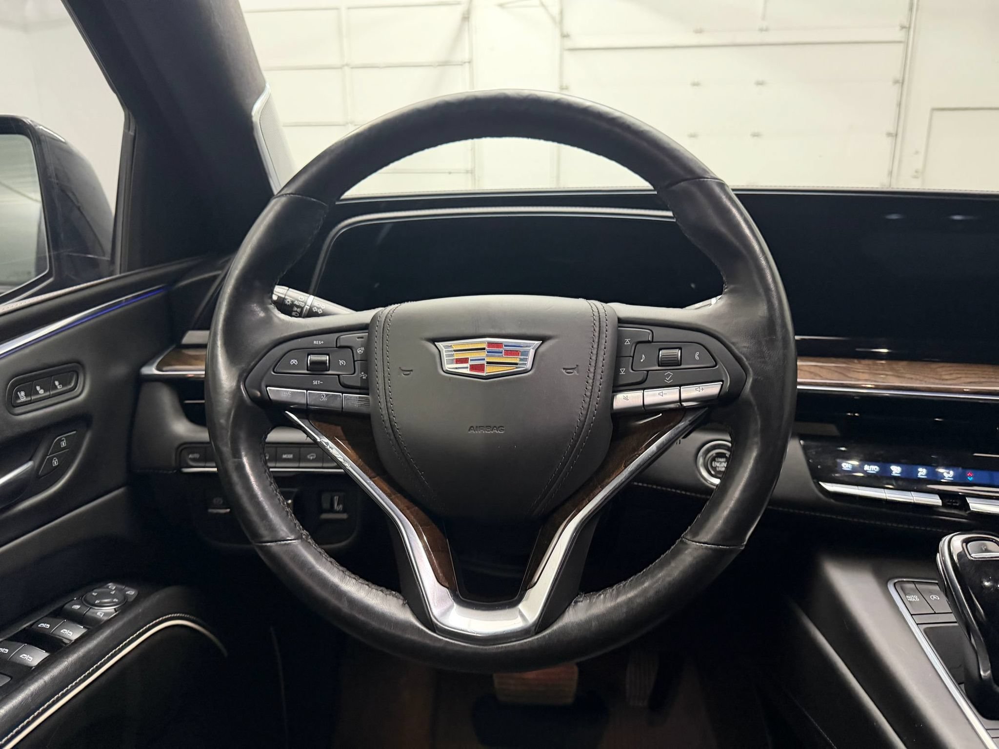 Used 2021 Cadillac Escalade Sport Platinum AWD/4WD image 31