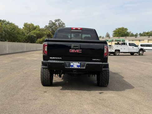 Used 2018 GMC Sierra 1500 Denali AWD/4WD image 4