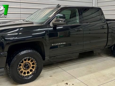 Used 2018 Chevrolet Silverado 1500 LT w/ All Star Edition AWD/4WD image 1