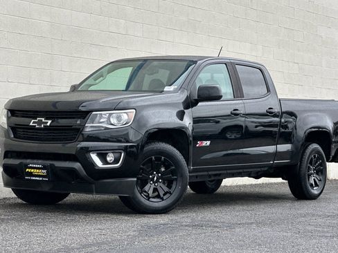 Certified 2018 Chevrolet Colorado Z71 w/ Z71 Midnight Edition image 8
