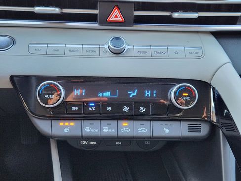 New 2026 Hyundai Elantra Limited FWD image 13