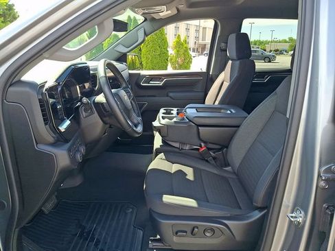 Used 2026 Chevrolet Silverado 1500 LT AWD/4WD image 14