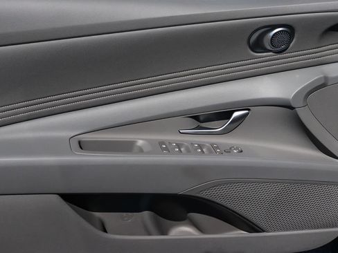 New 2026 Hyundai Elantra SEL Sport Premium FWD image 25