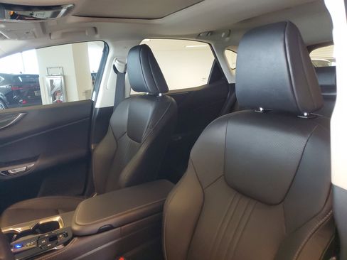 Used 2024 Lexus NX 250 FWD w/ Cold Area Package image 21