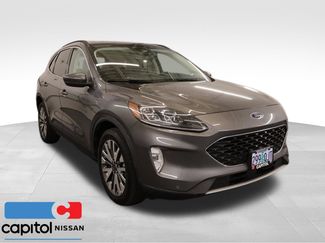 Used 2022 Ford Escape Titanium w/ Class II Trailer Tow Package AWD/4WD 360° Tour
