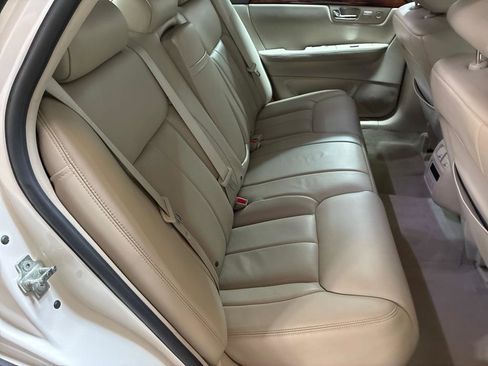 Used 2008 Cadillac DTS FWD image 17