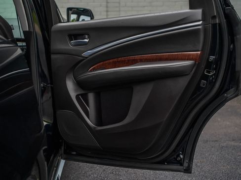 Used 2020 Acura MDX SH-AWD image 29