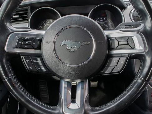 Used 2022 Ford Mustang Premium image 22