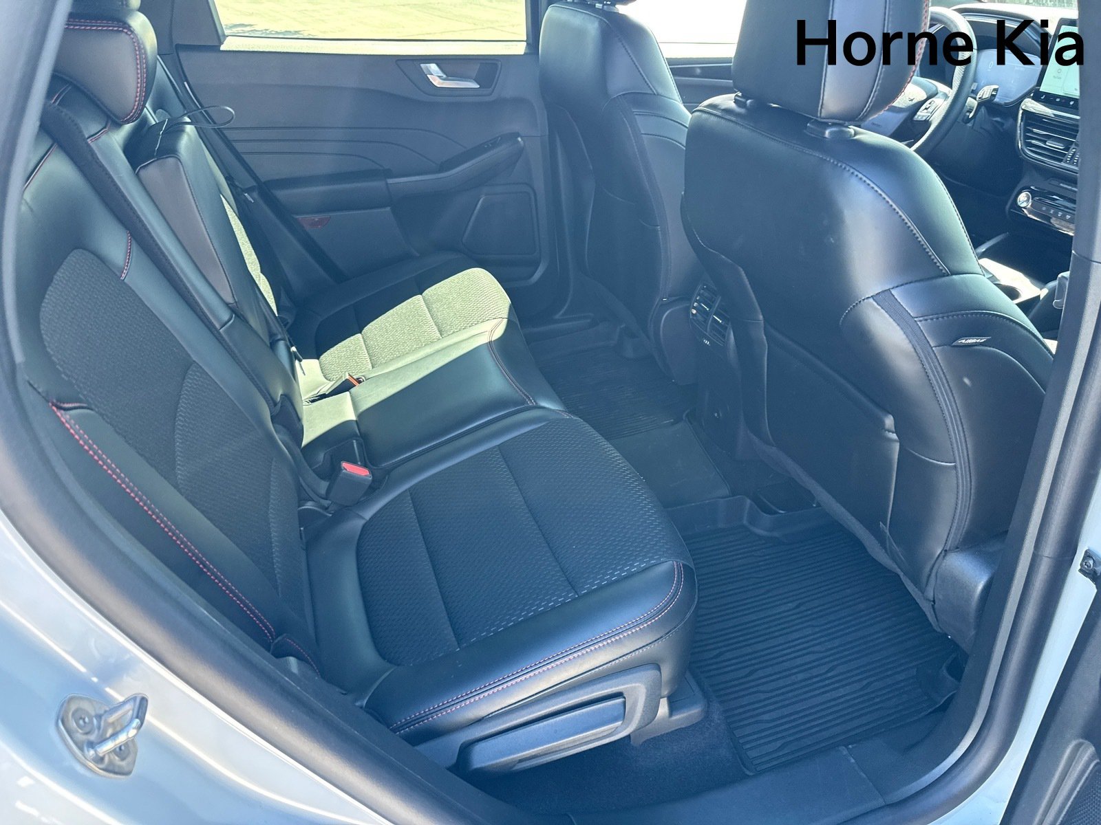 Used 2025 Ford Escape ST-Line w/ Equipment Group 301A FWD image 26