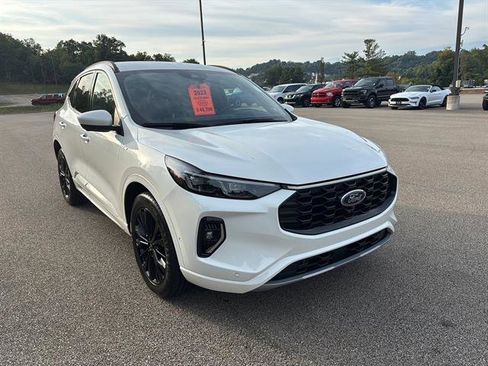 Certified 2023 Ford Escape ST-Line Elite w/ Premium Technology Package image 6