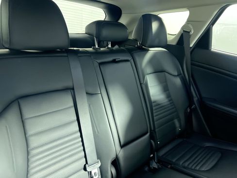 Certified 2025 Kia Sportage SX image 31