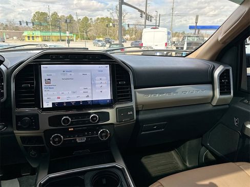 Used 2022 Ford F250 Lariat w/ Lariat Ultimate Package image 20