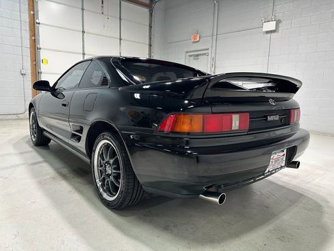 Used 1991 Toyota MR2 image 17