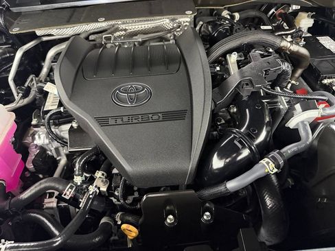 Used 2026 Toyota Highlander XLE AWD/4WD image 35