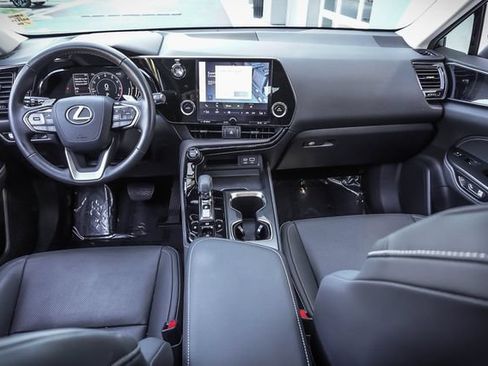 Certified 2024 Lexus NX 250 FWD image 17