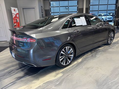 Used 2019 Lincoln MKZ Reserve FWD image 36