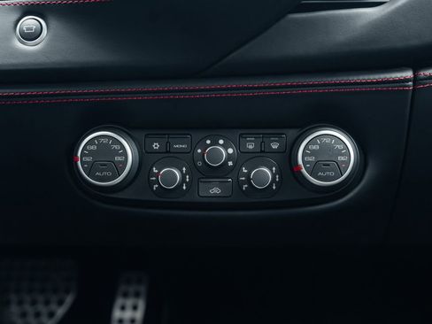 Used 2017 Ferrari 488 GTB image 44