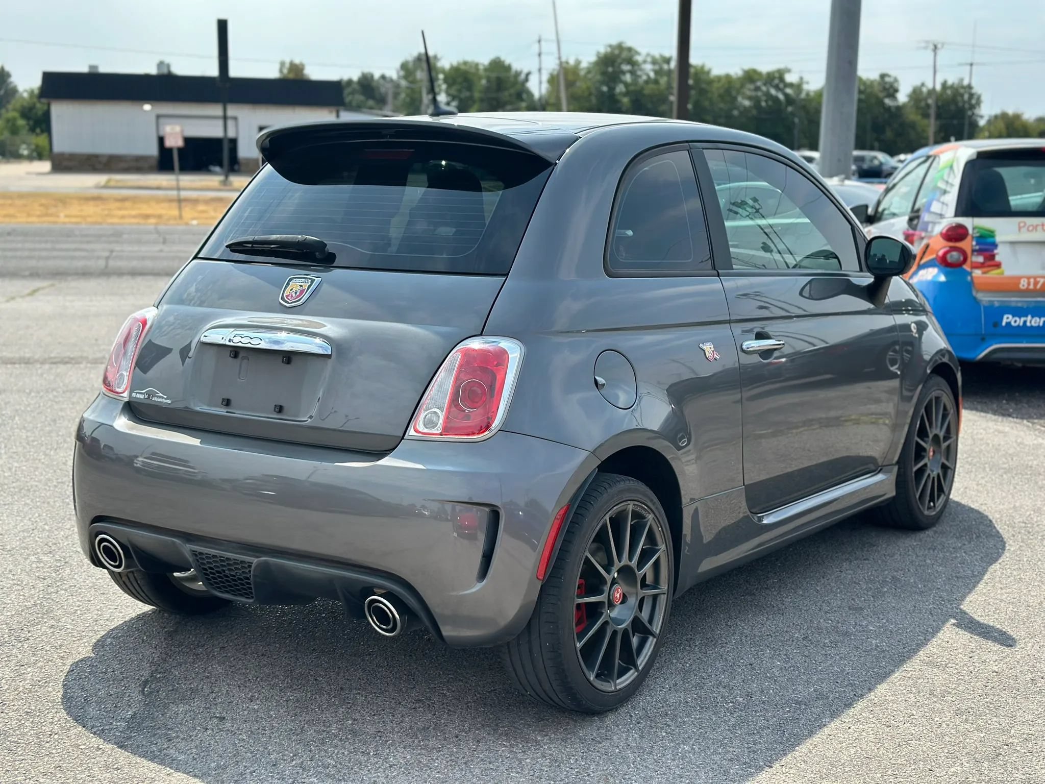 Used 2013 FIAT 500 Abarth w/ Comfort/Convenience Group FWD image 5