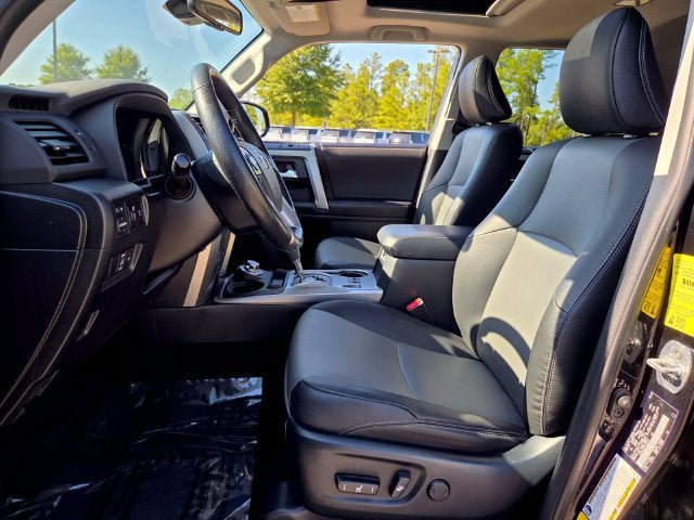 Used 2023 Toyota 4Runner SR5 Premium w/ Moonroof Package AWD/4WD image 9