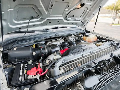 Used 2010 Ford F250 XLT image 29