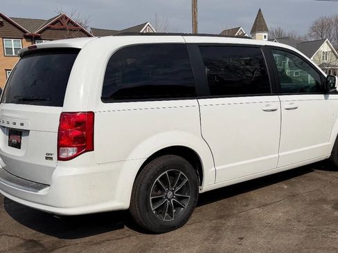 Used 2018 Dodge Grand Caravan GT FWD image 11