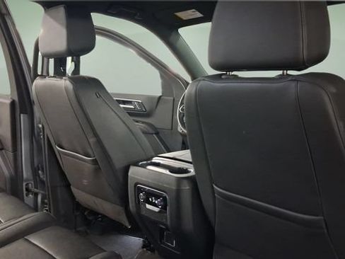 Used 2025 Chevrolet Tahoe LT AWD/4WD image 13