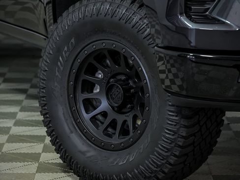 Used 2024 Chevrolet Silverado 1500 Custom Trail Boss w/ LPO, Dark Essentials Package AWD/4WD image 3
