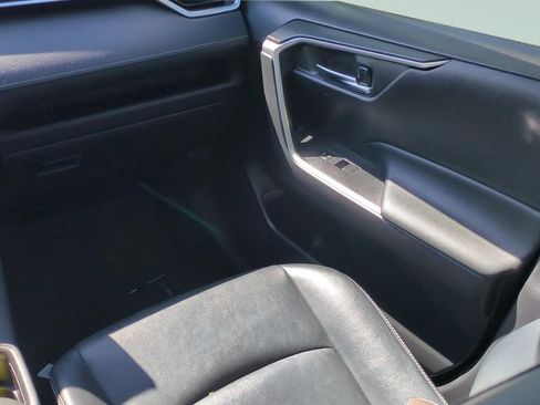 Used 2019 Toyota RAV4 XLE Premium w/ Cold Weather Package image 23