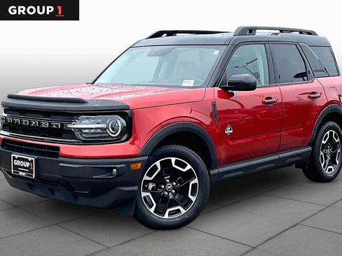 Used 2024 Ford Bronco Sport Outer Banks w/ Tech Package AWD/4WD image 1