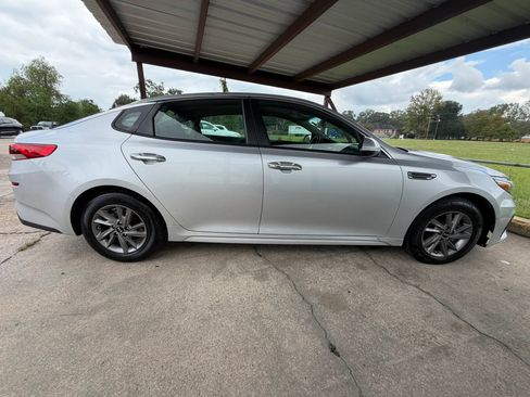 Used 2020 Kia Optima LX FWD image 5
