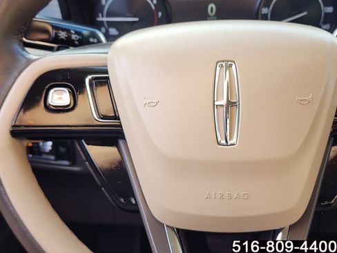 Used 2021 Lincoln Corsair AWD w/ Equipment Group 101A image 18