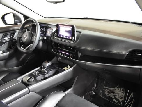 Used 2023 Nissan Rogue SL AWD/4WD image 35