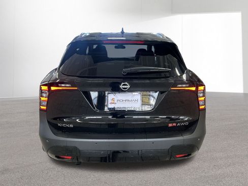 New 2026 Nissan Kicks SR w/ SR Premium Package image 37