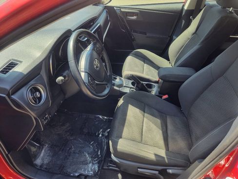 Used 2018 Toyota Corolla iM image 19