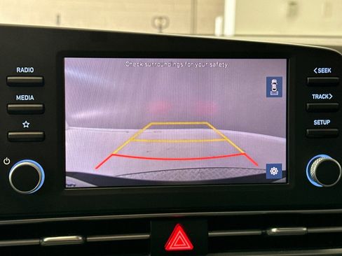 Used 2023 Hyundai Elantra SEL FWD image 20