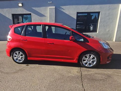Used 2011 Honda Fit Sport image 9
