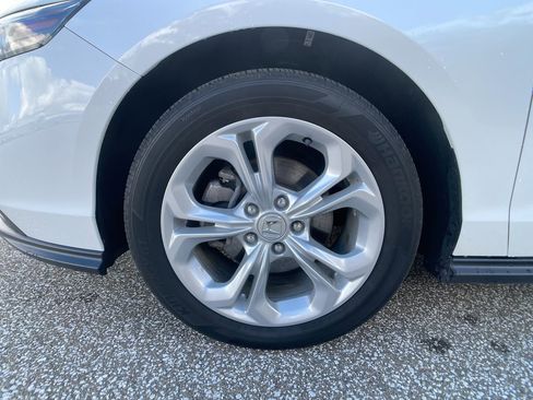 Certified 2023 Honda Accord LX image 11