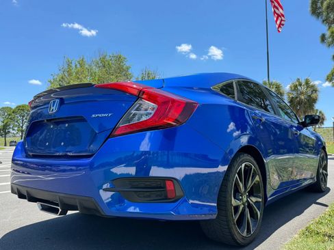 Used 2020 Honda Civic Sport image 7