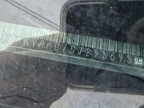 Used 2016 GMC Acadia SLT image 43