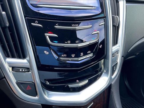 Used 2014 Cadillac SRX Performance image 30