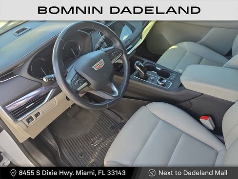 Used 2023 Cadillac XT4 Luxury image 18