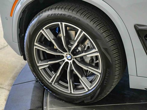 Used 2026 BMW X5 sDrive40i w/ M Sport Package RWD image 10