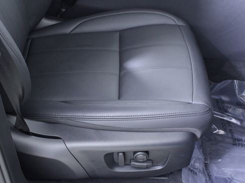 Used 2026 Land Rover Range Rover Evoque S image 17