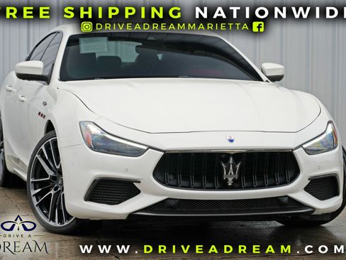 Used 2021 Maserati Ghibli Trofeo image 2