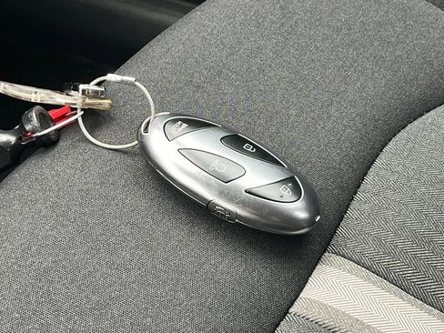 Used 2026 Hyundai Sonata Blue FWD image 25