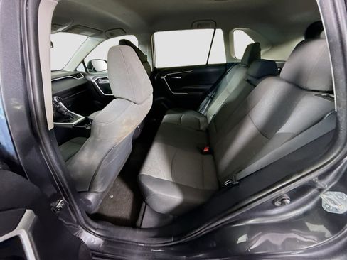 Used 2021 Toyota RAV4 XLE image 25