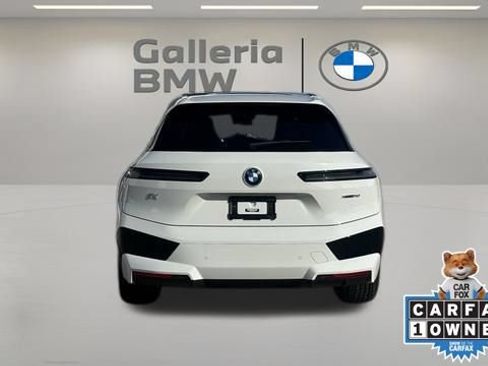 Used 2022 BMW iX xDrive50 w/ Premium Package AWD/4WD image 6
