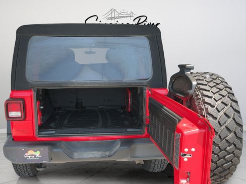 Used 2023 Jeep Wrangler Unlimited Sport AWD/4WD image 25